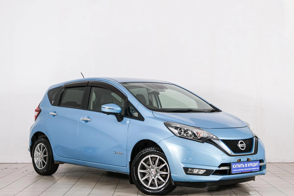 Хетчбэк Nissan Note 2016 года, 1049000 рублей, Красноярск