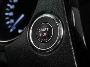 Внедорожник Nissan X-Trail 2015 года, 1619000 рублей, Воронеж