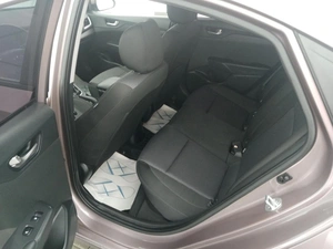 Седан Hyundai Solaris 2018 года, 1430000 рублей, Клинцы