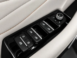 Внедорожник Geely Monjaro 2022 года, 2888000 рублей, Тюмень