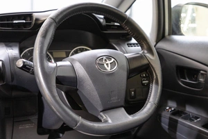 Минивэн Toyota Wish 2010 года, 1179000 рублей, Новосибирск