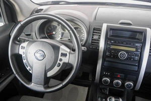 Внедорожник Nissan X-Trail 2010 года, 1299000 рублей, Кемерово