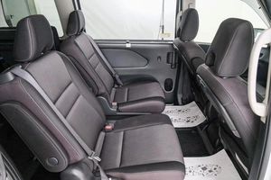 Минивэн Nissan Serena 2018 года, 1849000 рублей, Красноярск