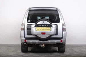 Внедорожник Mitsubishi Pajero 2011 года, 2139000 рублей, Томск
