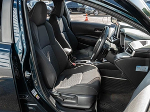 Хетчбэк Toyota Corolla 2018 года, 1620000 рублей, Краснодар