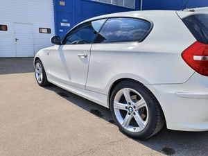 Хетчбэк BMW 1 серия 2011 года, 799000 рублей, Красноярск