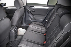 Хетчбэк Volkswagen Golf 2012 года, 849000 рублей, Пермь