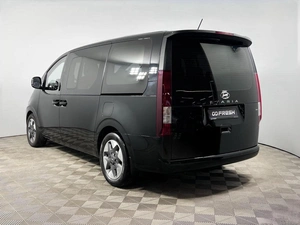 Минивэн Hyundai Staria 2021 года, 5747900 рублей, Казань