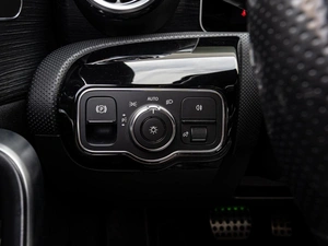 Седан Mercedes-benz CLA-класс 2019 года, 2845000 рублей, Краснодар