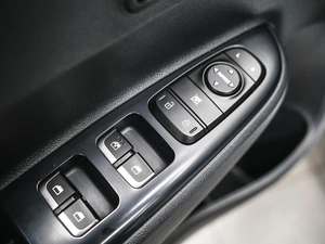 Седан Kia Rio 2019 года, 1350000 рублей, Красноярск