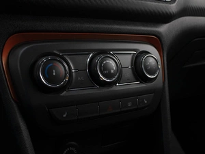 Внедорожник Chery Tiggo 2 2017 года, 880000 рублей, Омск