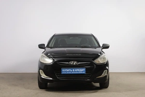 Седан Hyundai Solaris 2012 года, 599000 рублей, Новосибирск