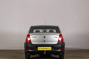 Седан Renault Logan 2013 года, 549000 рублей, Тюмень