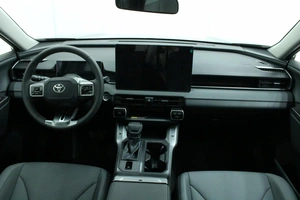 Внедорожник Toyota RAV4 2026 года, 4395000 рублей, Красноярск
