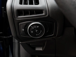 Хетчбэк Ford Focus 2017 года, 1020000 рублей, Краснодар