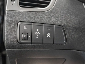 Седан Hyundai Elantra 2014 года, 1050000 рублей, Красноярск