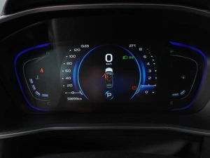 Внедорожник Geely Coolray 2023 года, 1820000 рублей, Красный Пахарь