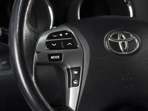 Внедорожник Toyota Highlander 2011 года, 2200000 рублей, Омск