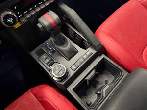 Пикап Toyota Tacoma 2024 года, 9490000 рублей, Павловская Слобода