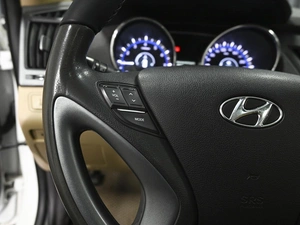 Седан Hyundai Sonata 2010 года, 1238000 рублей, Ставрополь