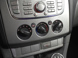 Седан Ford Focus 2009 года, 469900 рублей, Казань