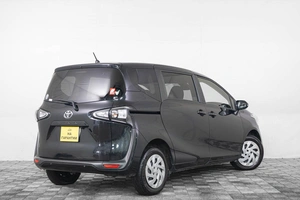 Минивэн Toyota Sienta 2021 года, 1349000 рублей, Кемерово