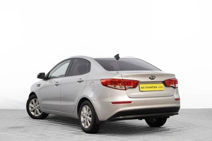 Седан Kia Rio 2017 года, 859000 рублей, Барнаул