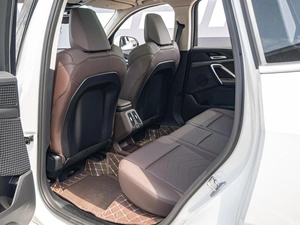 Внедорожник BMW X1 2025 года, 5300000 рублей, Краснодар