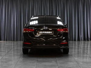 Седан Hyundai Solaris 2017 года, 1359000 рублей, Тюмень