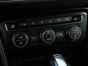Внедорожник Volkswagen Tiguan 2018 года, 2249000 рублей, Кирилловка