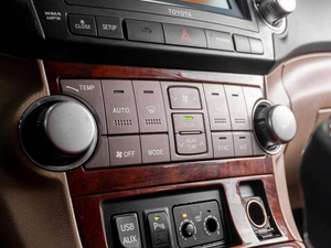 Внедорожник Toyota Highlander 2012 года, 2199000 рублей, Тюмень
