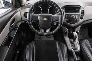 Седан Chevrolet Cruze 2011 года, 669000 рублей, Красноярск