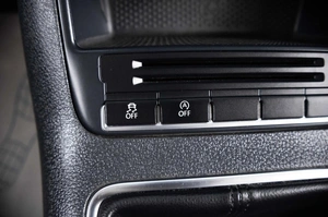 Внедорожник Volkswagen Tiguan 2012 года, 1649000 рублей, Пермь