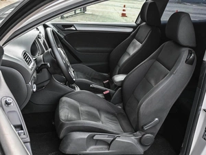 Хетчбэк Volkswagen Golf 2008 года, 799000 рублей, Кирилловка