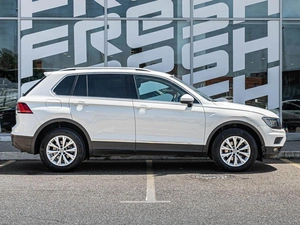Внедорожник Volkswagen Tiguan 2018 года, 2425000 рублей, Краснодар