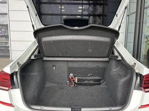 Лифтбек Volkswagen Polo 2021 года, 1300000 рублей, Уфа