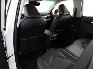 Внедорожник Toyota Highlander 2021 года, 5819888 рублей, Москва