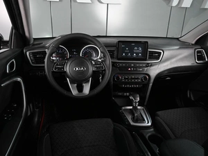 Хетчбэк Kia Ceed 2018 года, 1550000 рублей, Ростов-на-Дону