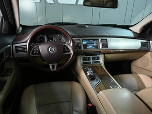 Седан Jaguar XF 2011 года, 1379000 рублей, Аксай