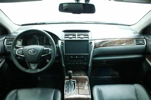 Седан Toyota Camry 2017 года, 2200000 рублей, Красноярск