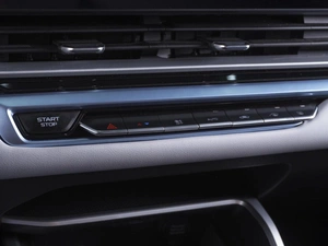 Седан Geely Emgrand 2023 года, 2049000 рублей, Ростов-на-Дону