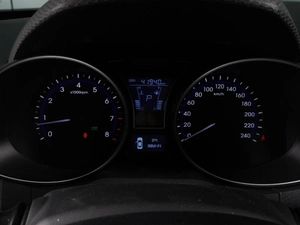 Хетчбэк Hyundai Veloster 2013 года, 1490000 рублей, Красный Пахарь