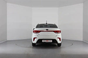 Седан Kia Rio 2017 года, 1390000 рублей, Брянск