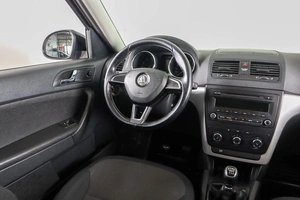 Внедорожник Skoda Yeti 2014 года, 849000 рублей, Пермь