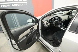 Седан Chevrolet Cruze 2014 года, 995000 рублей, Курск