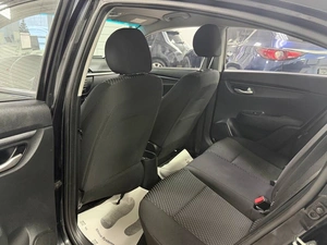 Седан Kia Rio 2019 года, 1030000 рублей, Ачинск