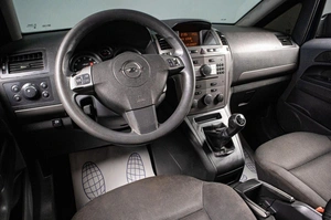 Минивэн Opel Zafira 2007 года, 479000 рублей, Сургут