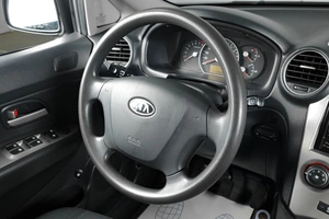 Минивэн Kia Carens 2009 года, 729000 рублей, Тюмень