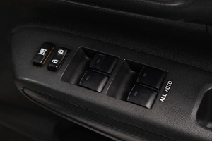 Минивэн Toyota Wish 2013 года, 1529000 рублей, Оренбург