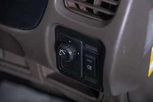 Седан Nissan Sunny 2000 года, 229000 рублей, Томск